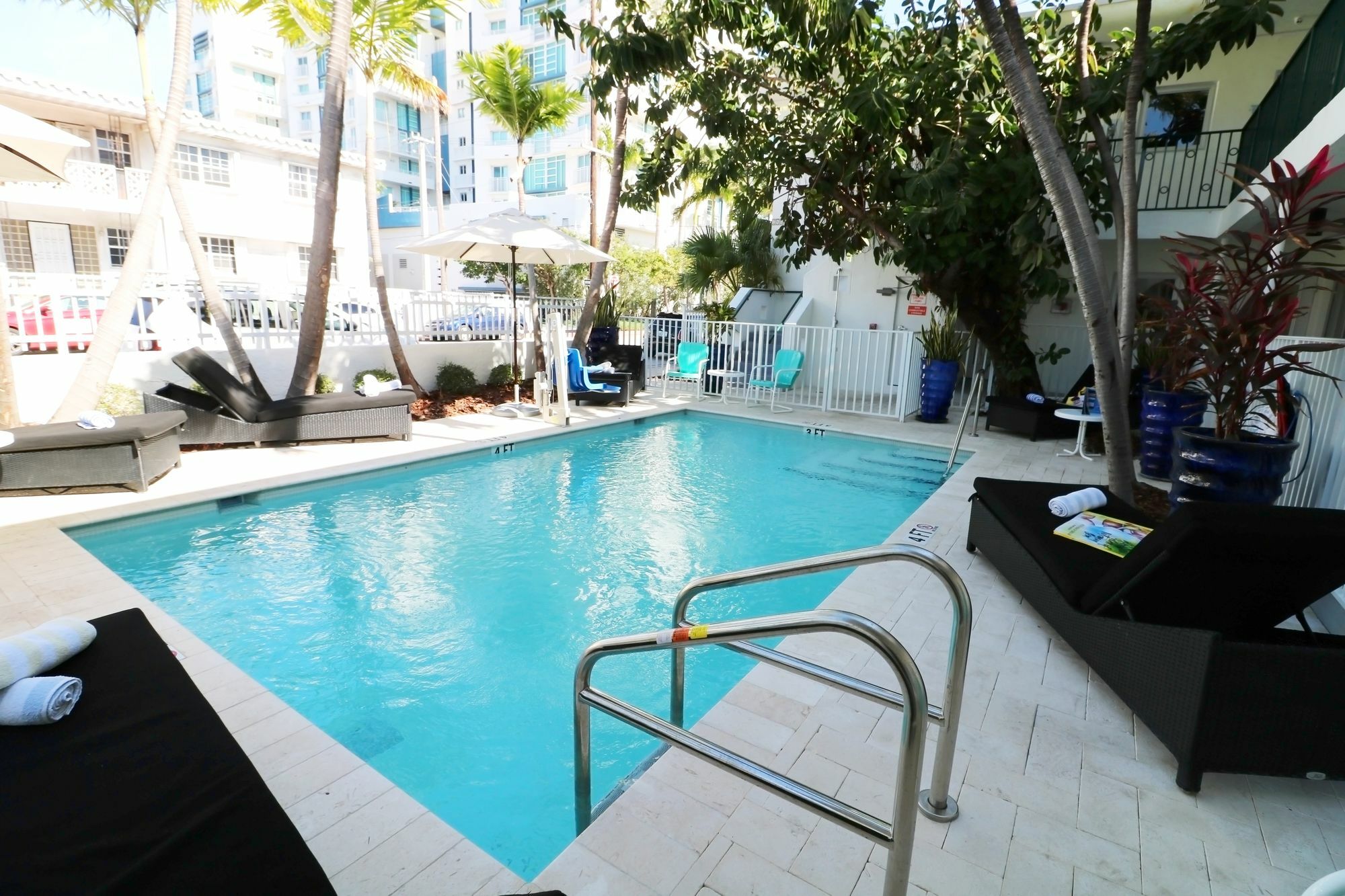 海边全套房酒店式公寓 迈阿密海滩 外观 照片